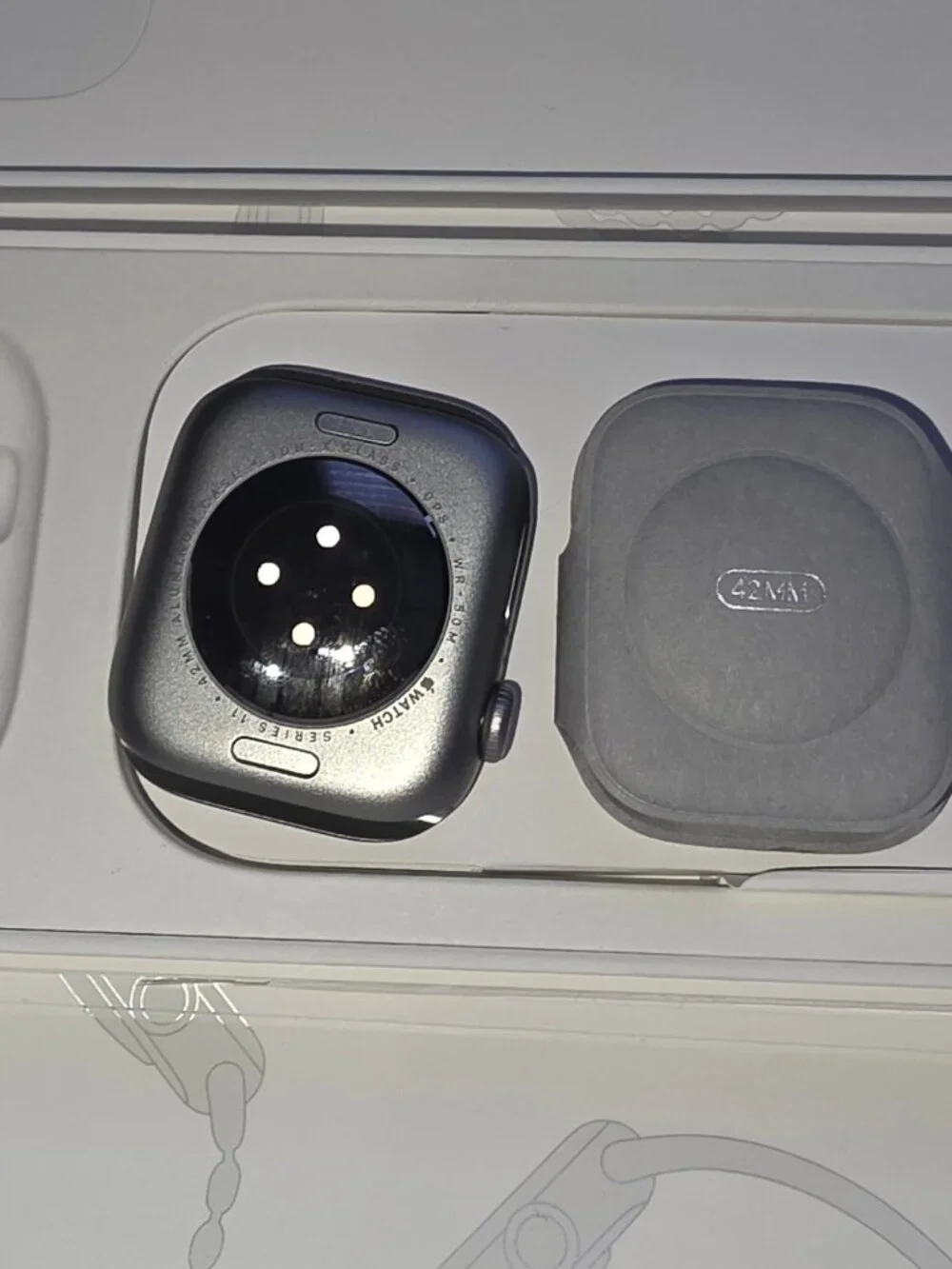 New Apple Watch Series 11 42mm Space Gray Al Black SB S/M GPS